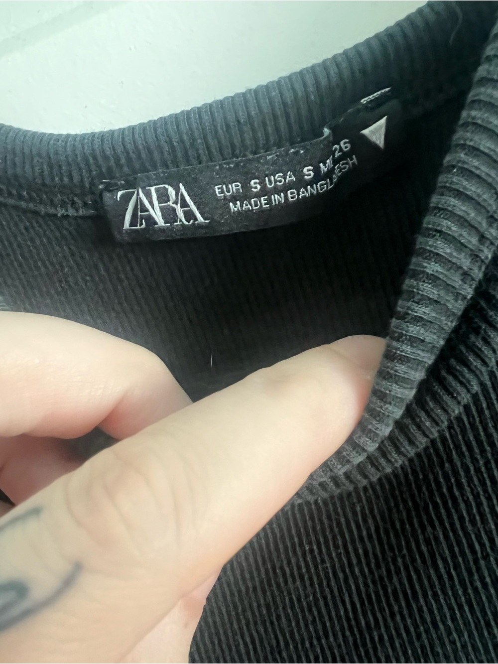 Zara Black Ribbed Racerback Crop Top - Picture 2 of 3